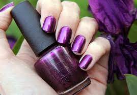 OPI Nail Lacquer – Suzi & the 7 Dusseldorfs (G23)